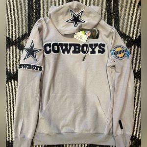 Mens Dallas Cowboys hoodie with tags
